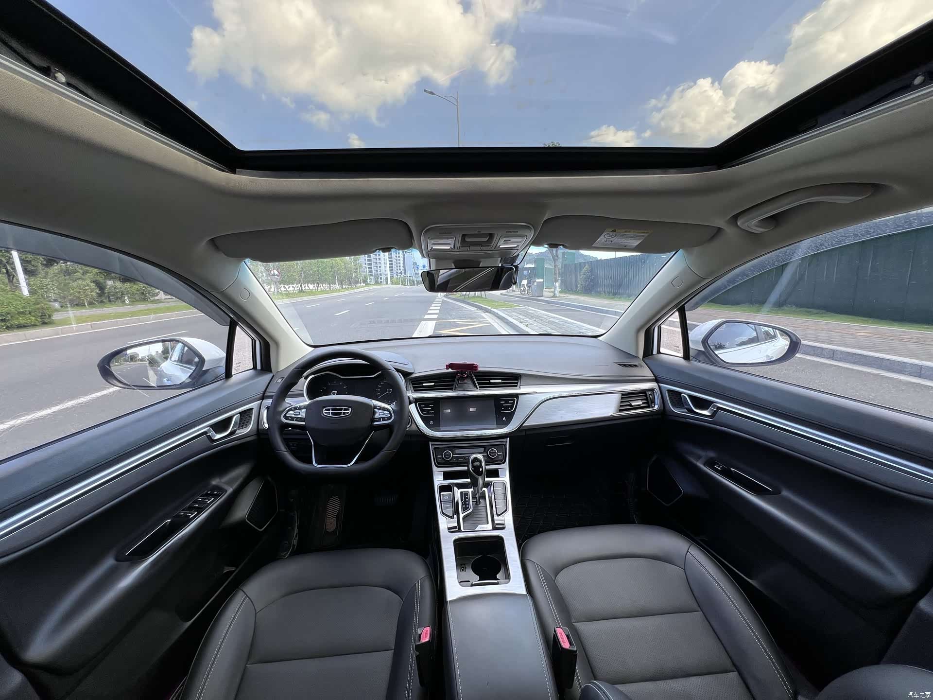 Geely Emgrand, 2019 6