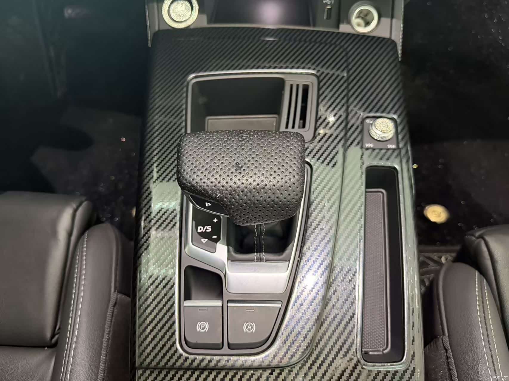 Audi Q5L, 2022 12