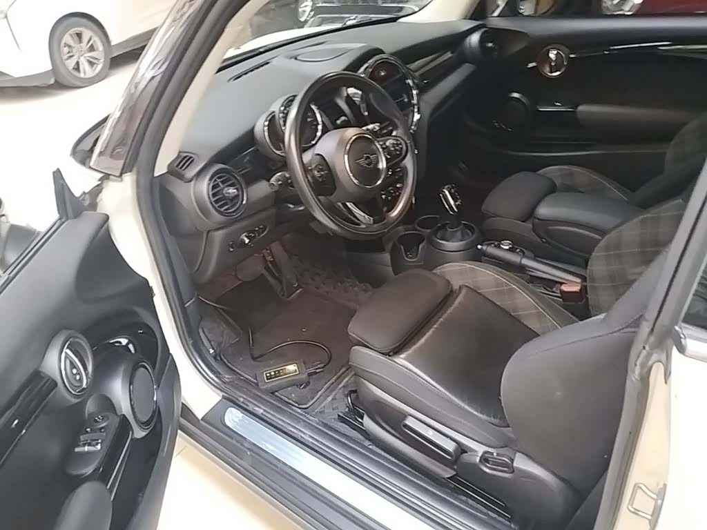 Mini Cooper, 2019 16
