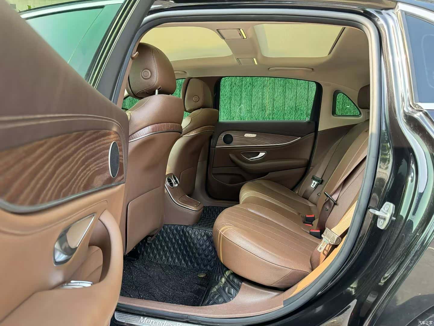 Mercedes-Benz E-Class, 2021 6