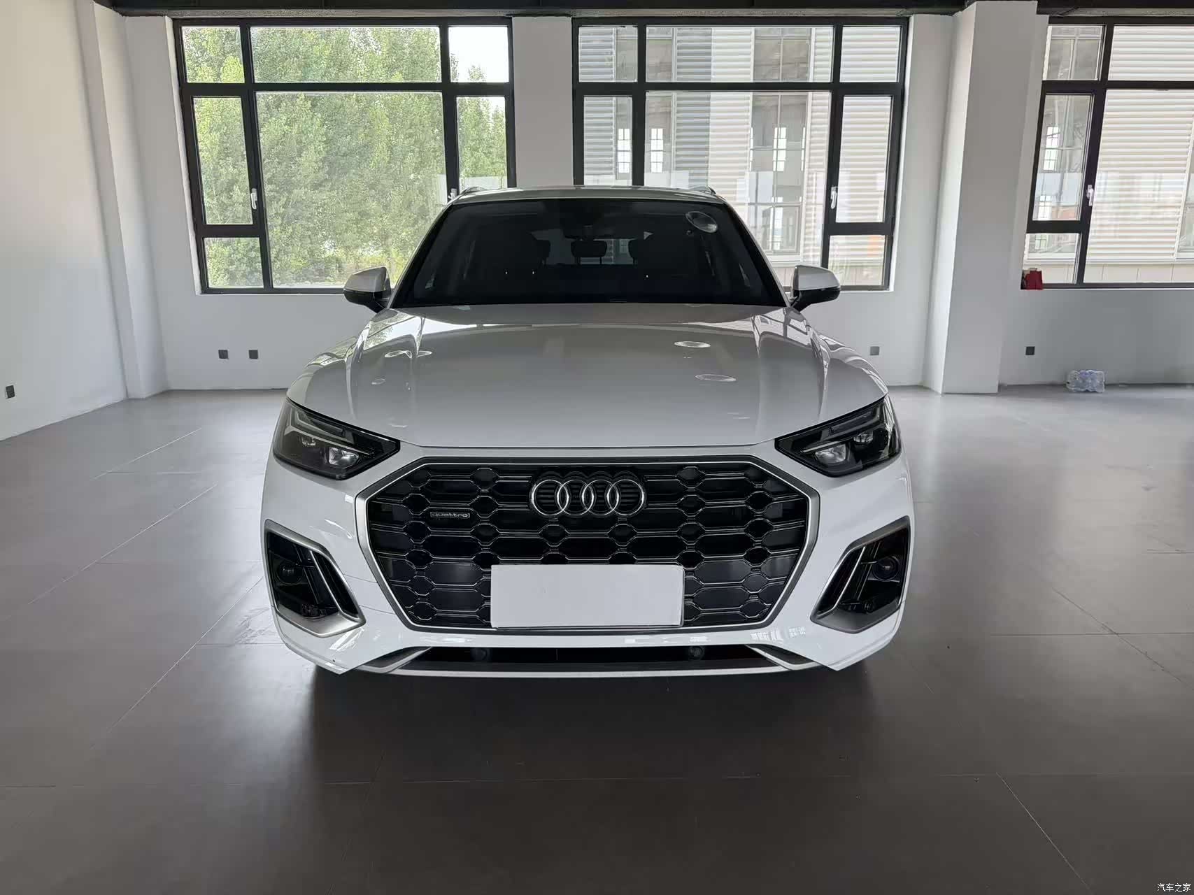 Audi Q5L, 2022 2