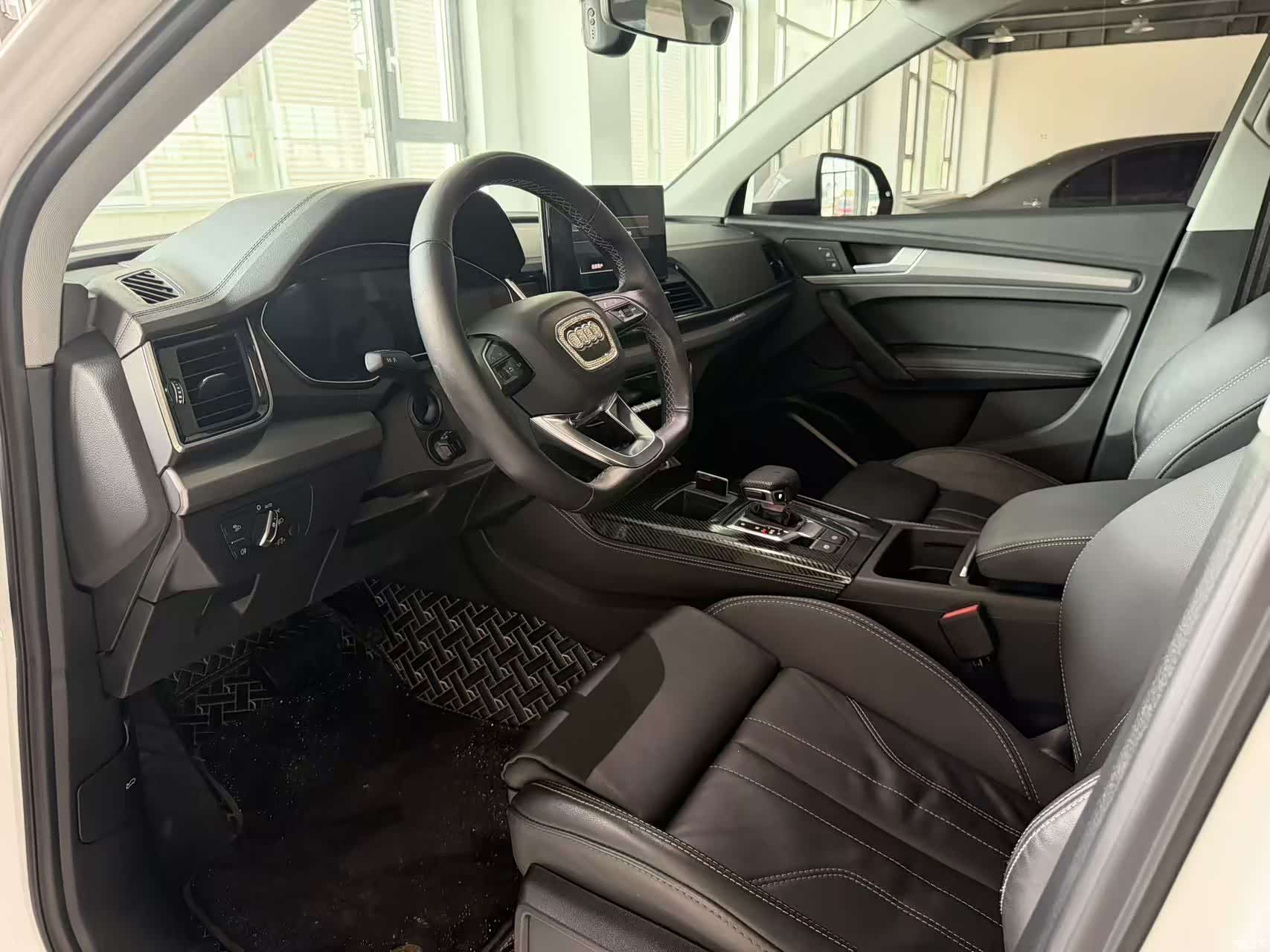 Audi Q5L, 2022 7