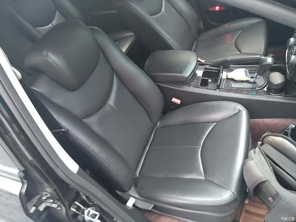 Roewe W5, 2016 25