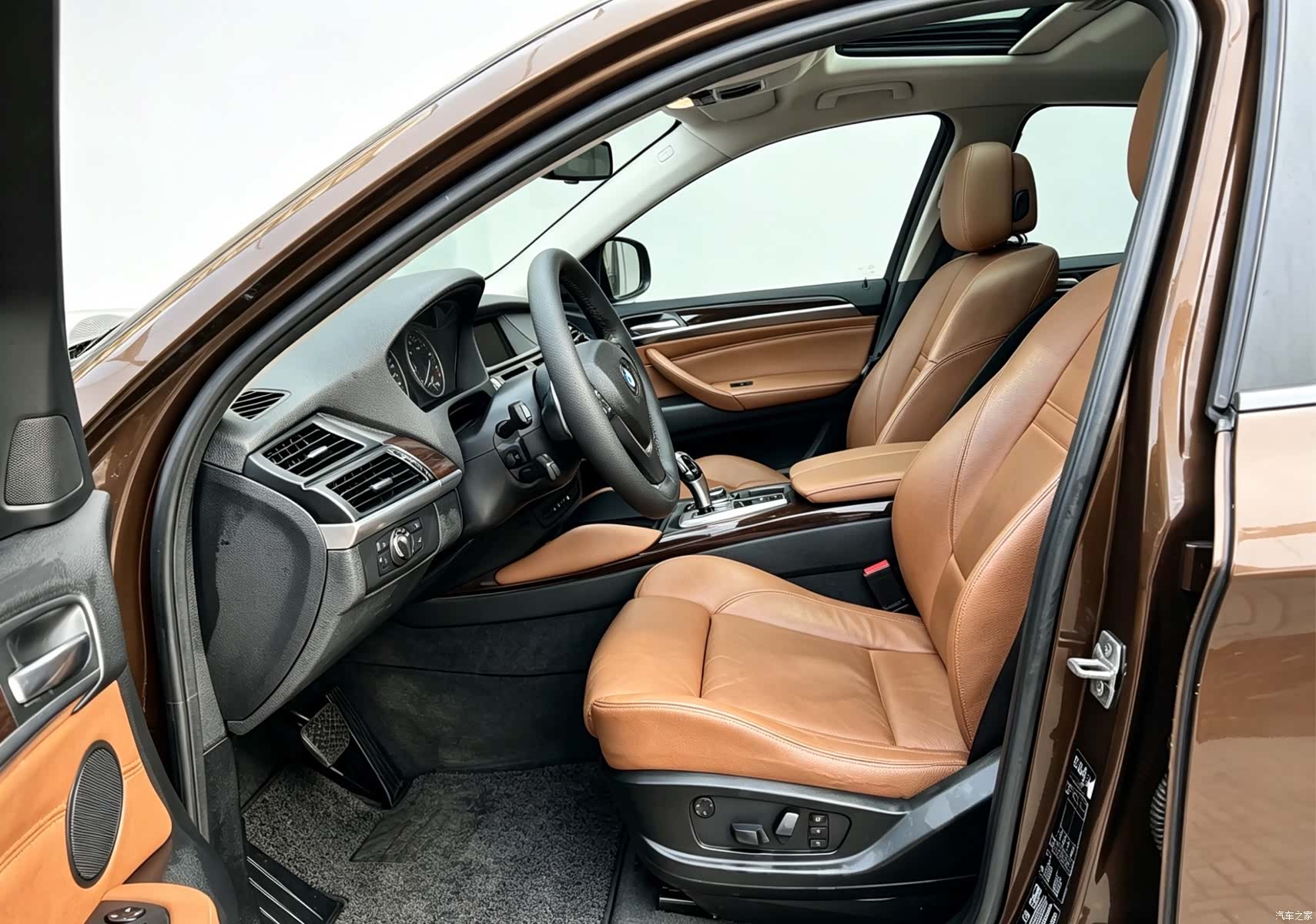 BMW X6, 2012 11