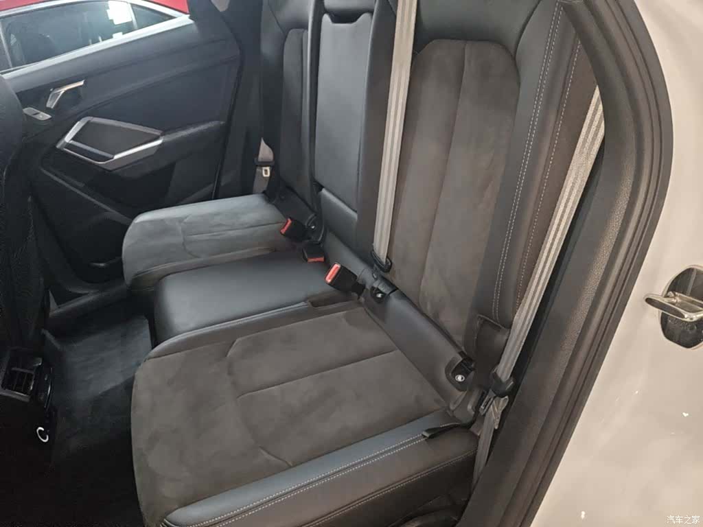 Audi Q3, 2021 17
