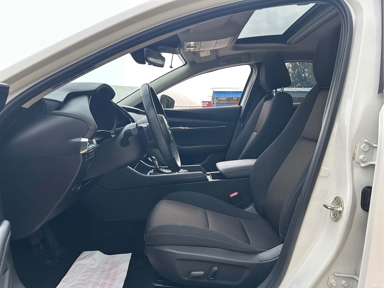 Mazda Mazda3, 2023 14