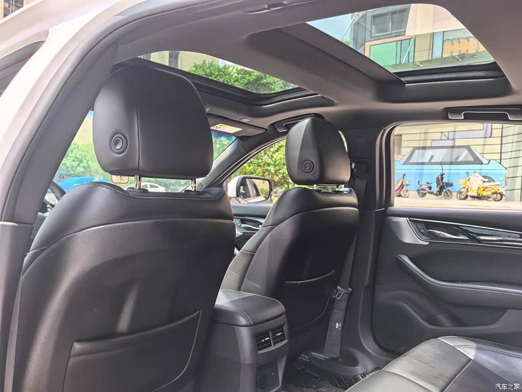 Cadillac CT5, 2022 8