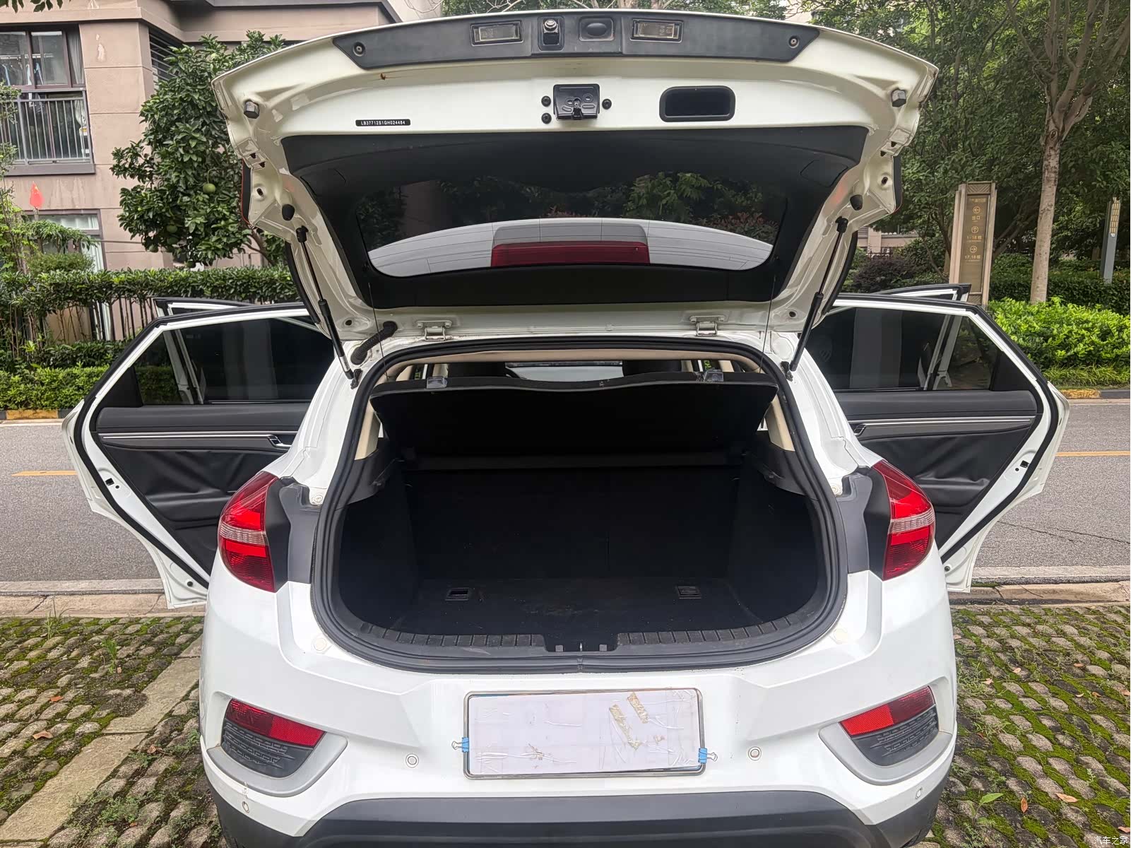 Geely Emgrand, 2016 19