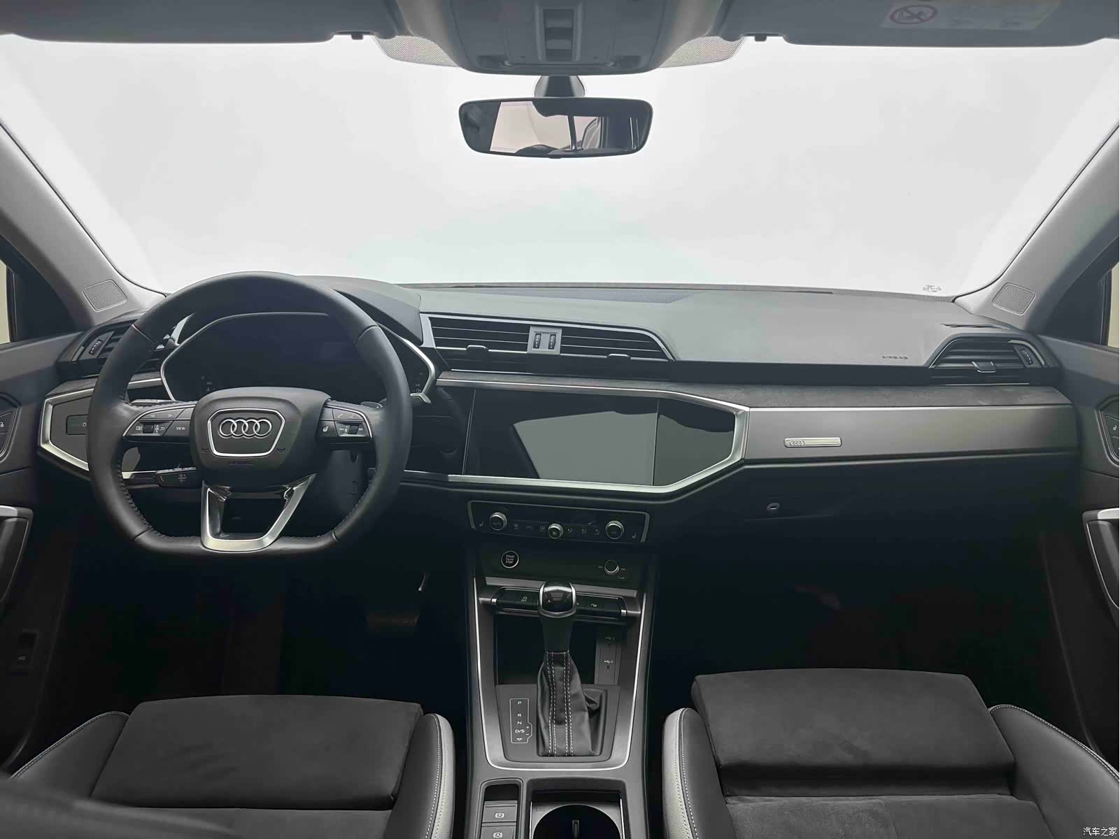 Audi Q3, 2021 15