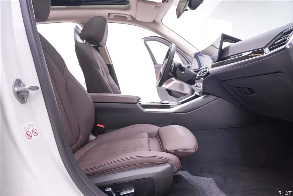BMW 3 Series, 2023 22