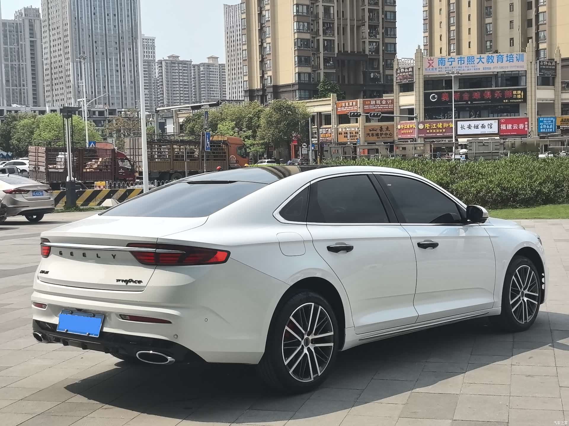 Geely Preface, 2022 4