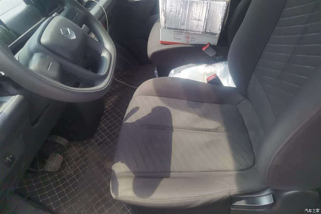 Changan V919, 2025 9