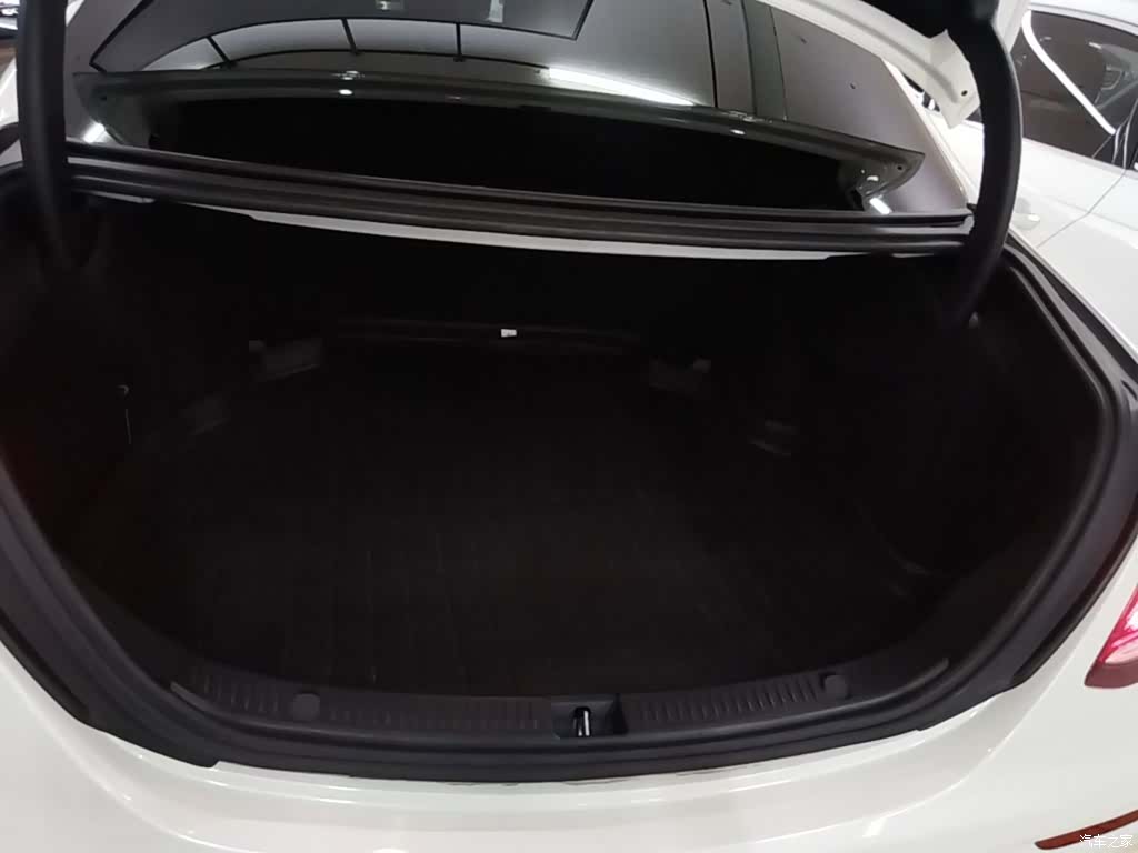 Mercedes-Benz E-Class, 2018 19