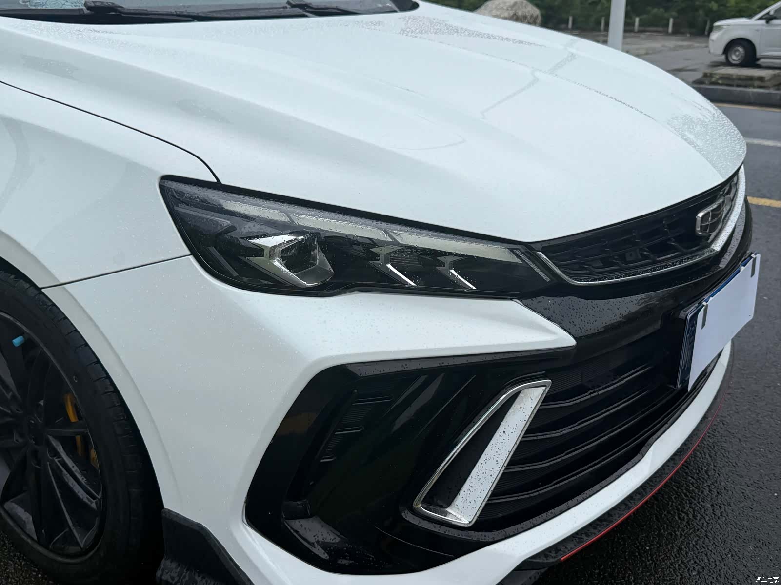 Geely Binray, 2023 4