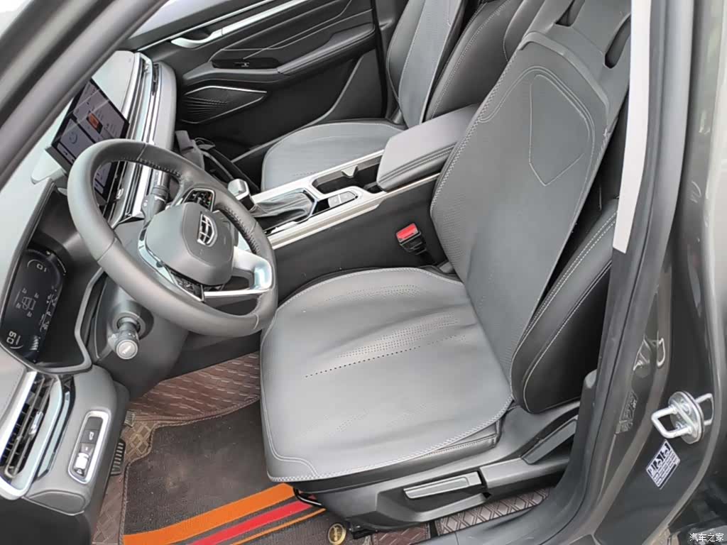 Geely Emgrand, 2024 15