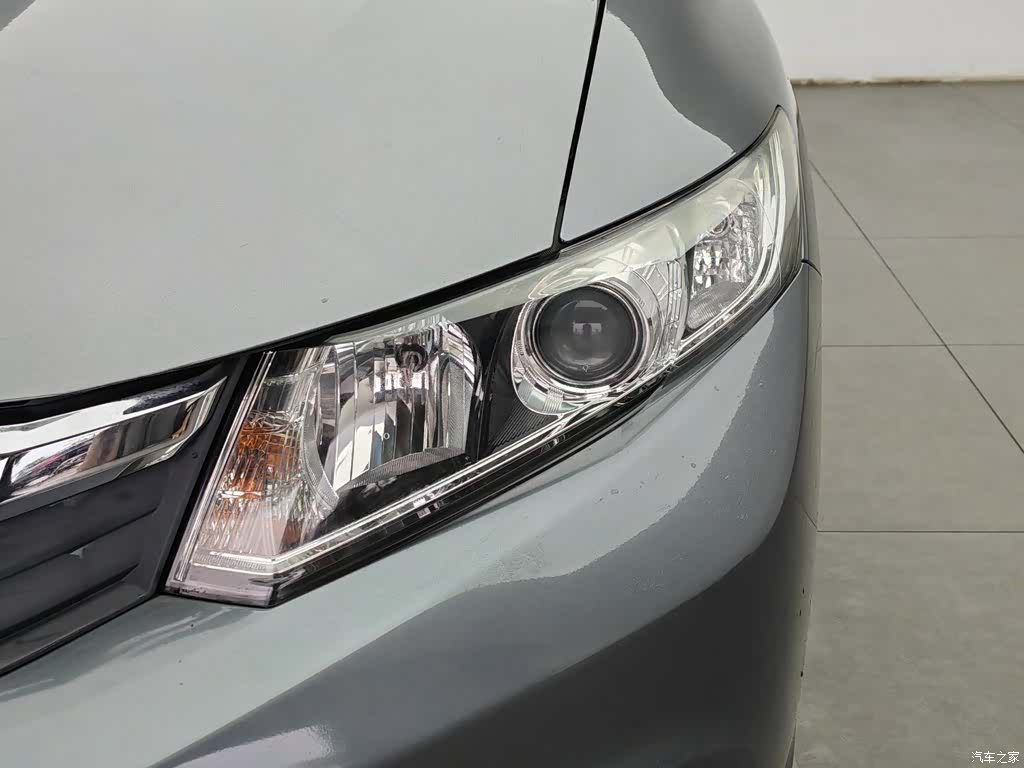Honda Civic, 2012 7
