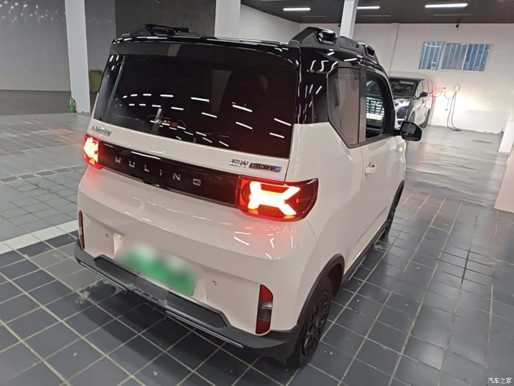Wuling MINIEV, 2023 7