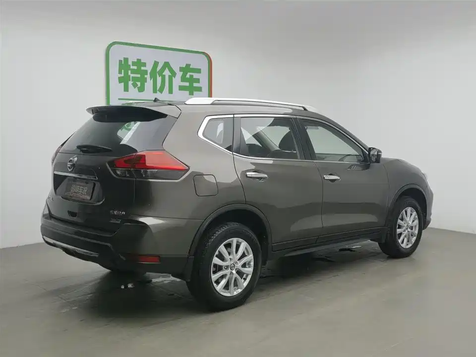 Nissan Qijun