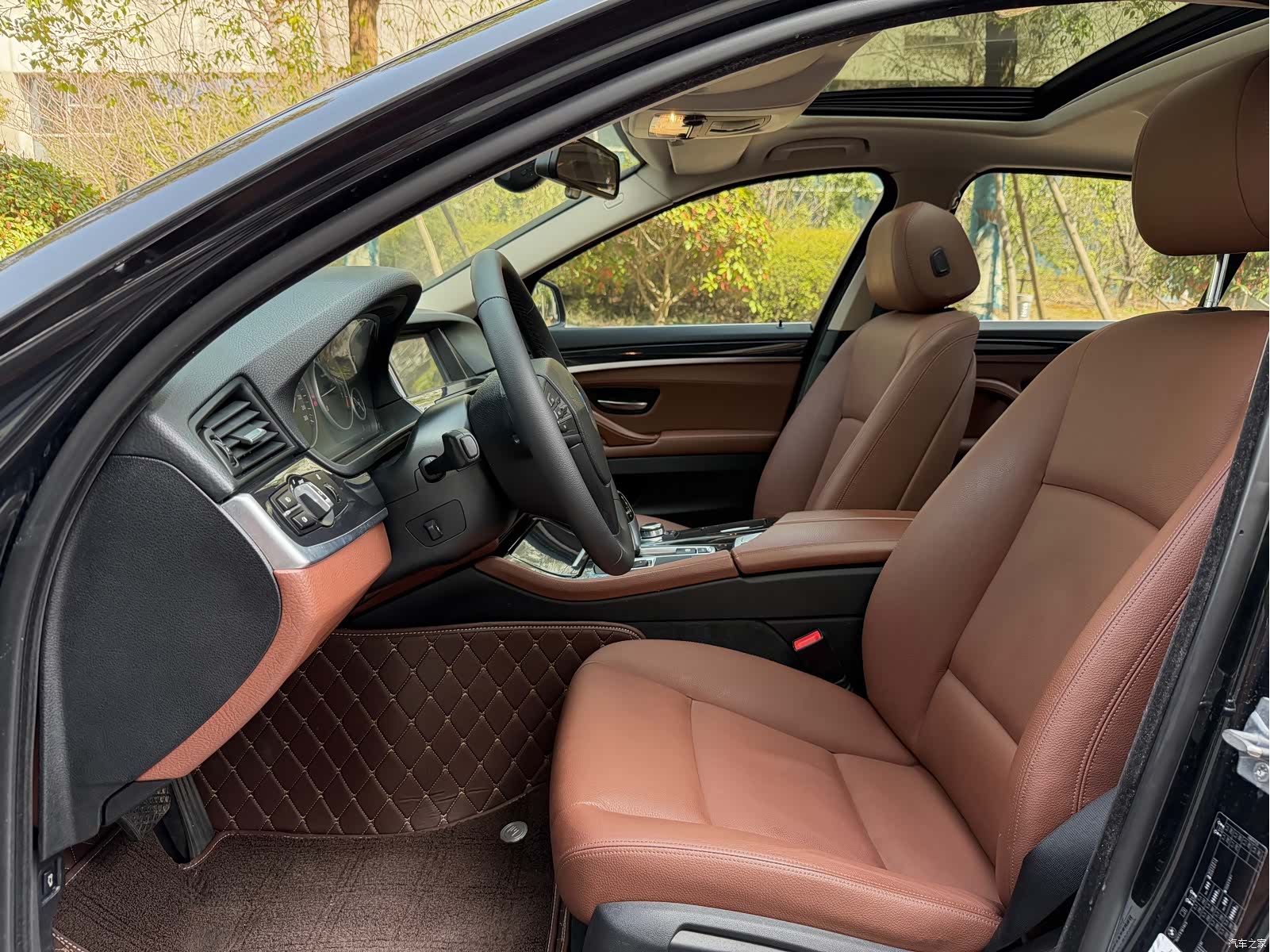 BMW 5 Series, 2015 11