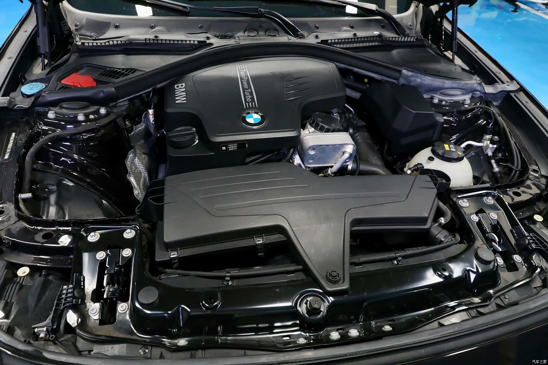 BMW 3 Series, 2016 9