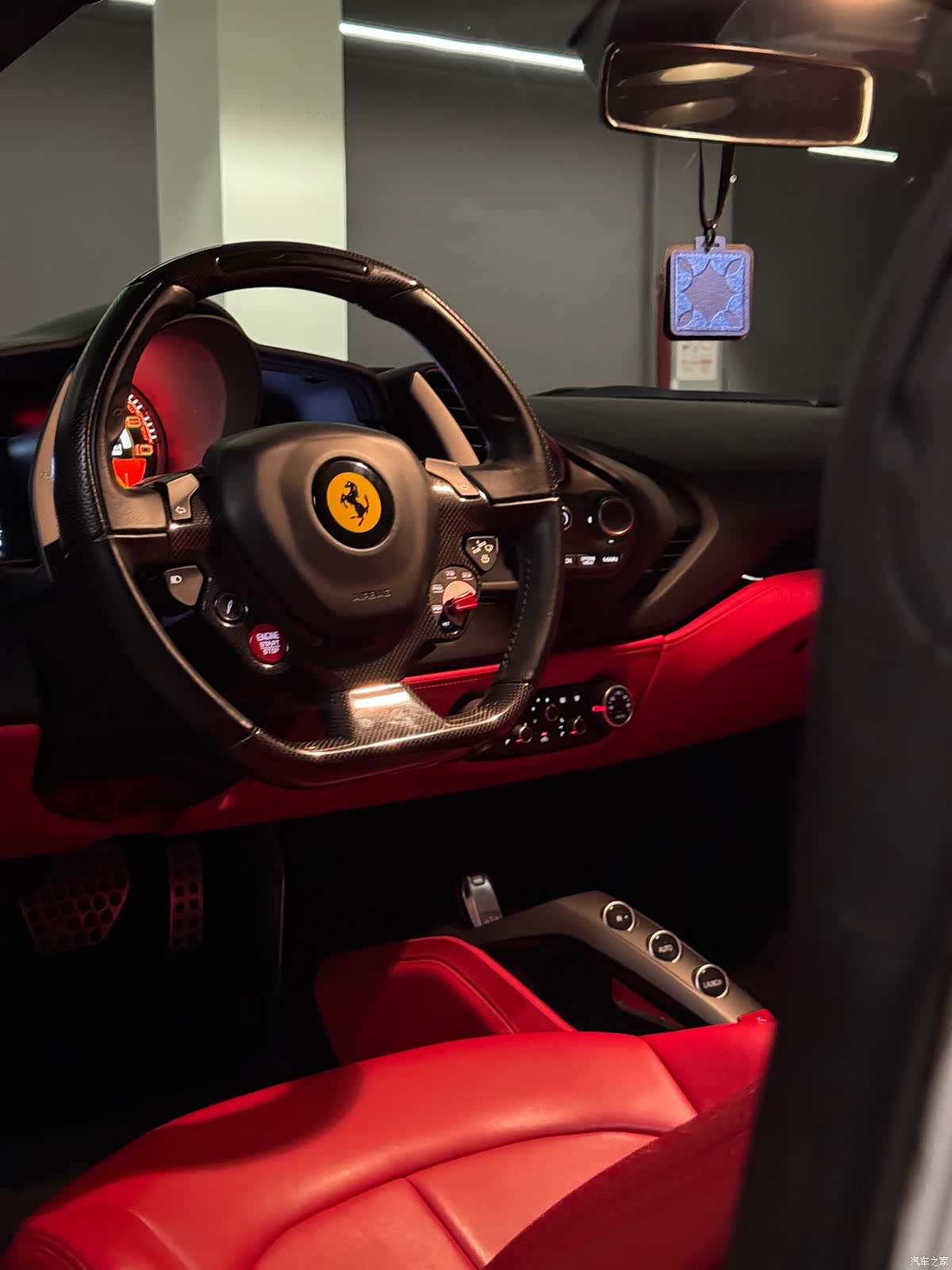 Ferrari 488, 2019 10
