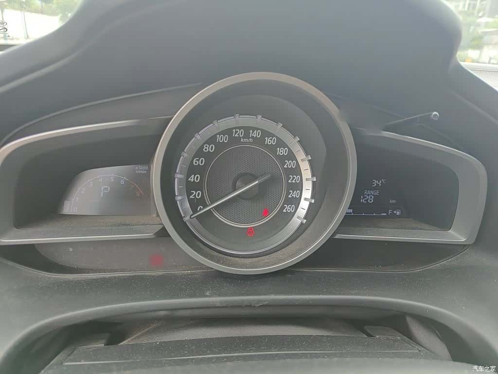 Mazda CX-4, 2017 4