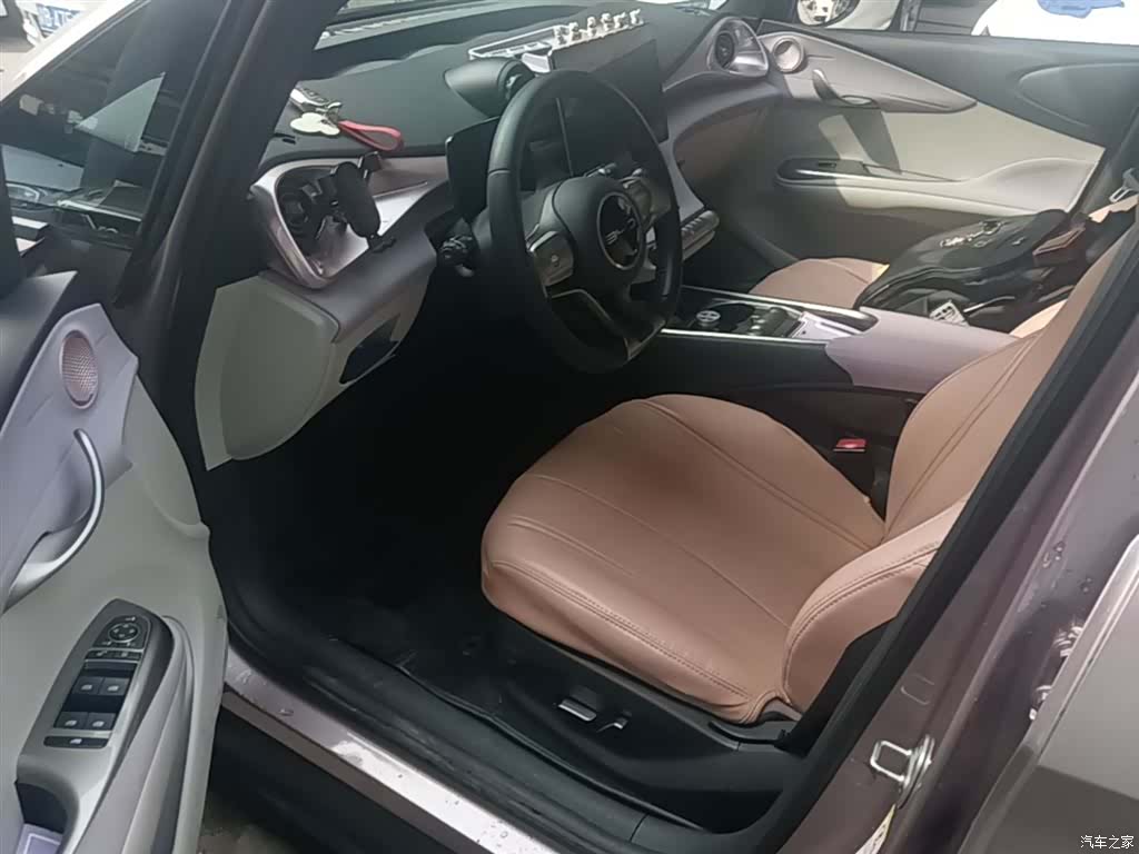 BYD Dolphin, 2023 16