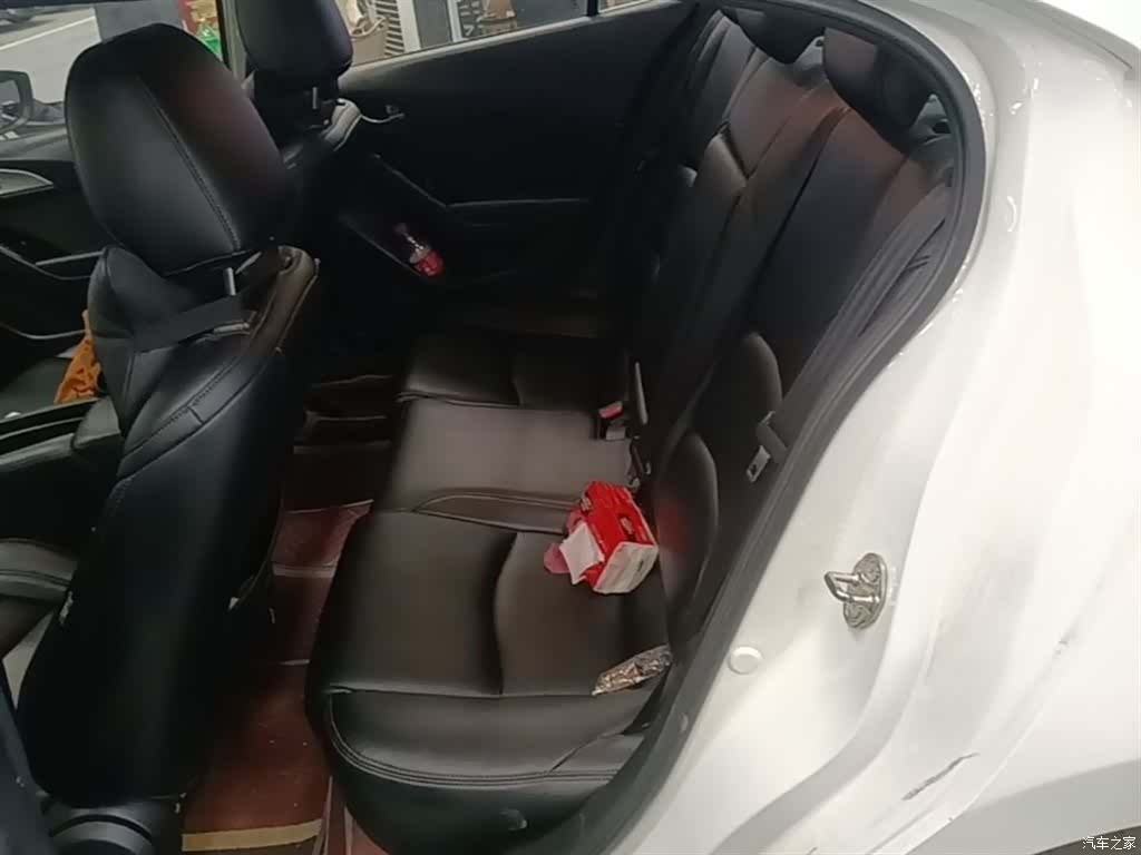 Mazda Mazda3, 2018 17