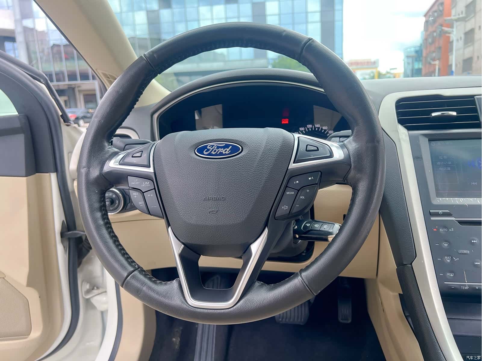 Ford Mondeo, 2015 13