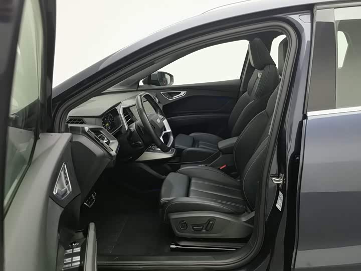 Audi Q4 e-tron 2024 40 e-tron chuang xing ban