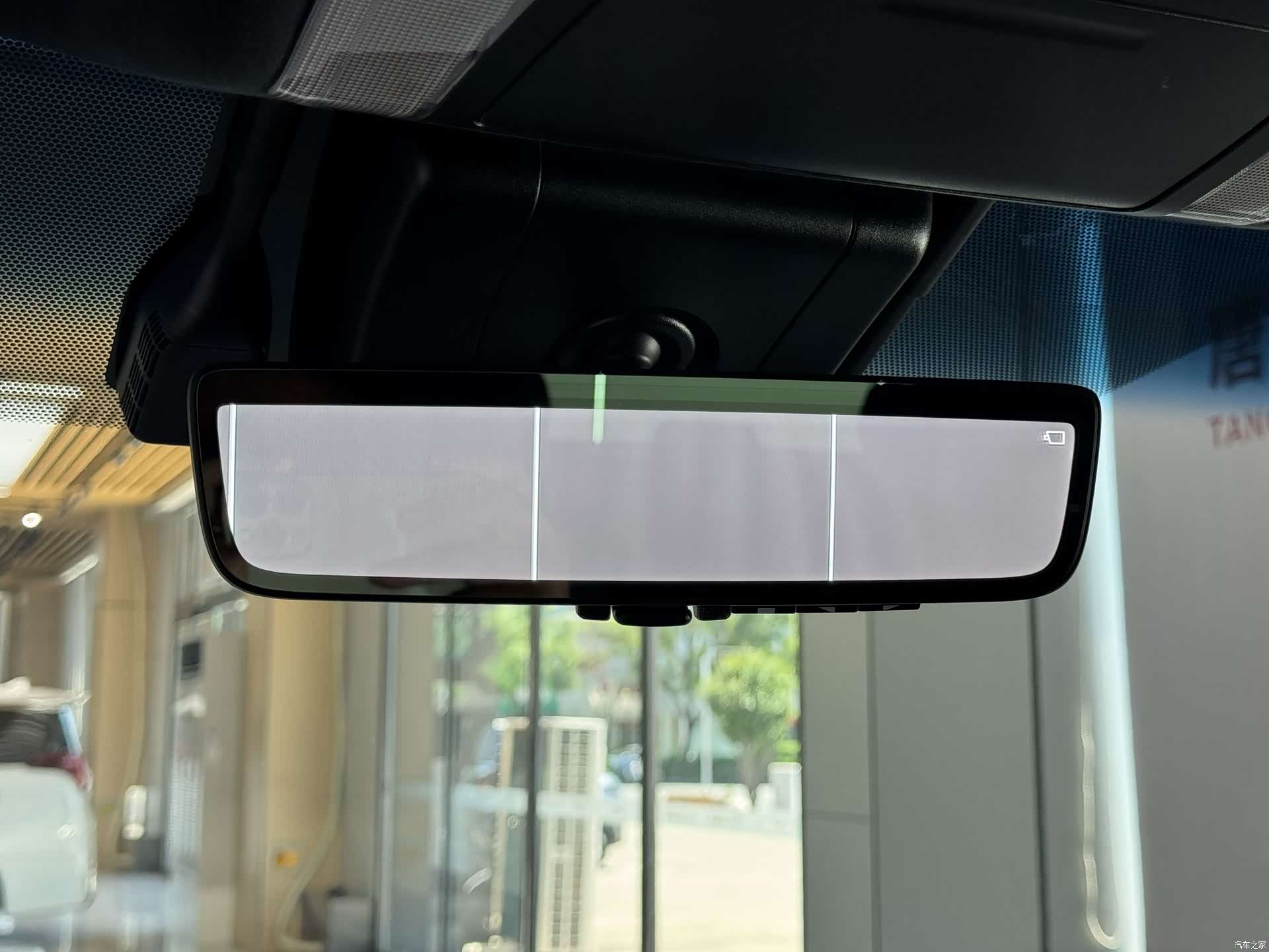 Toyota Vellfire, 2021 15