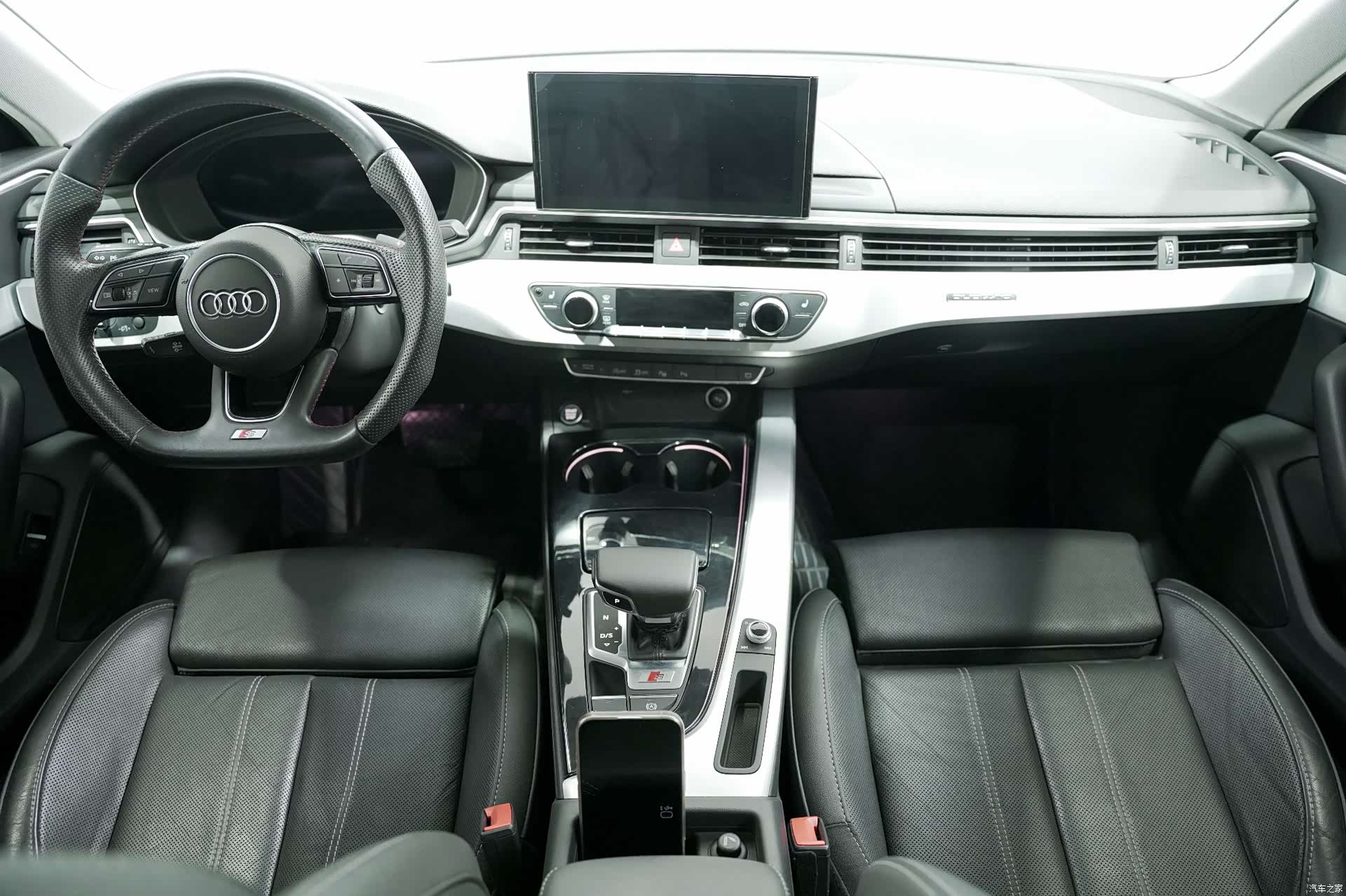 Audi A4L, 2021 4