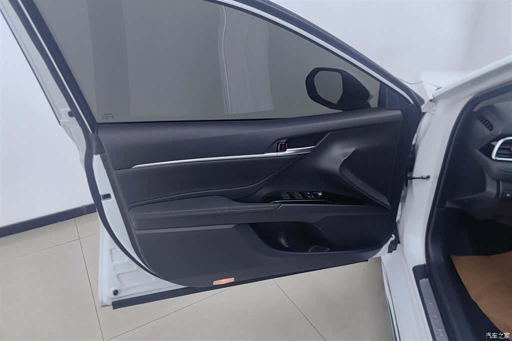 Toyota Camry, 2024 7