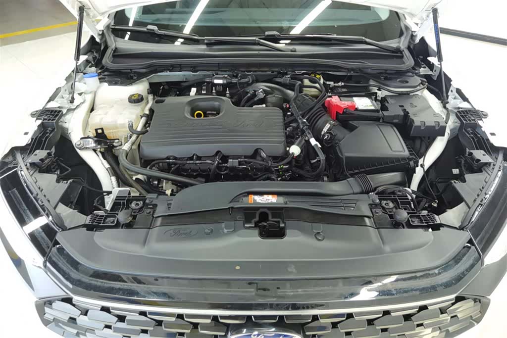 Ford Mondeo, 2023 10