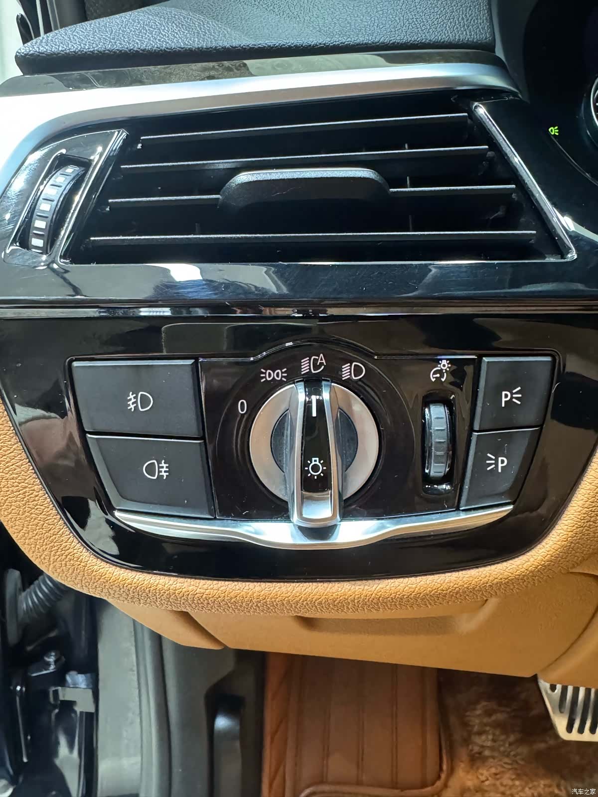 BMW 5 Series, 2017 16