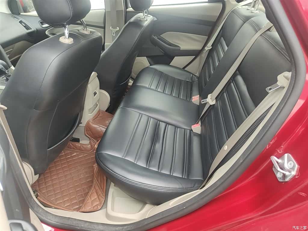 Ford Focus, 2015 17