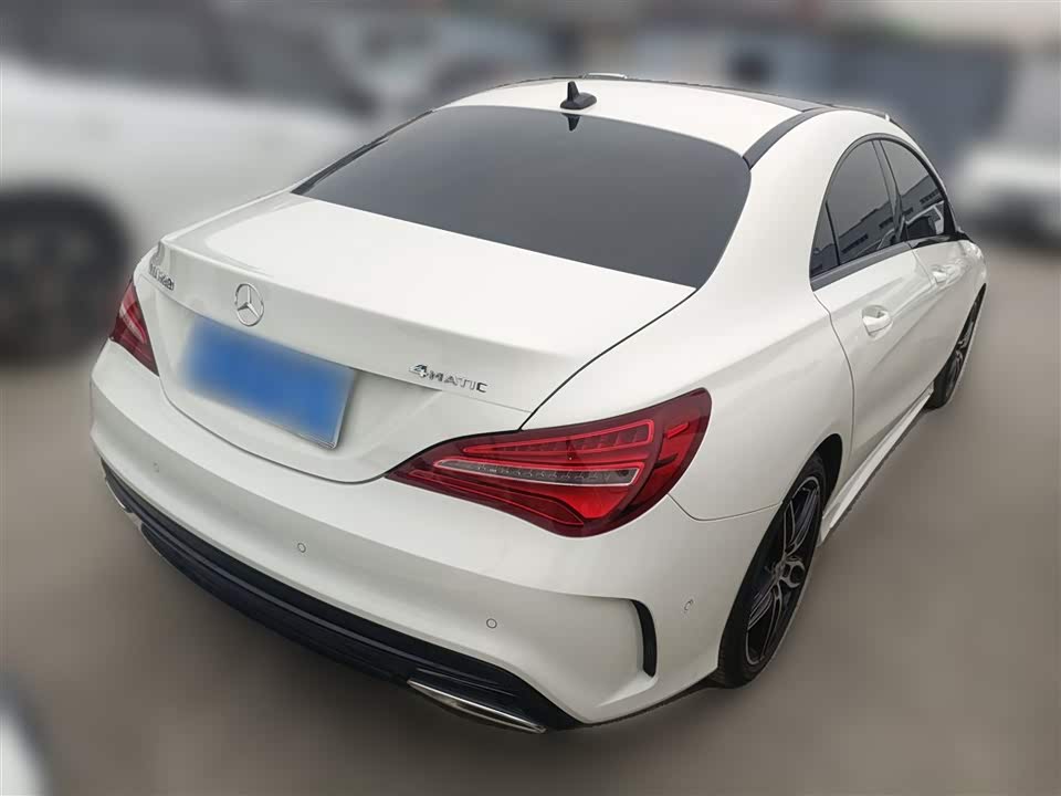 Mercedes-Benz CLA