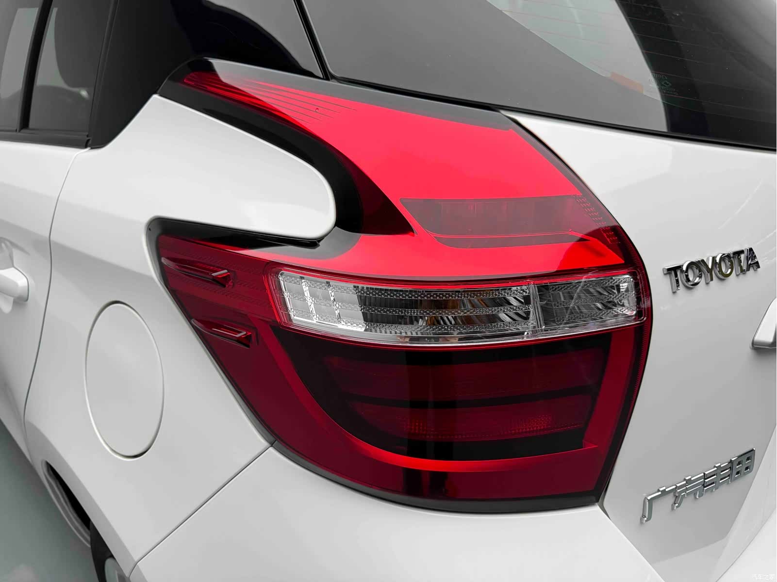 Toyota YARiS L, 2019 17