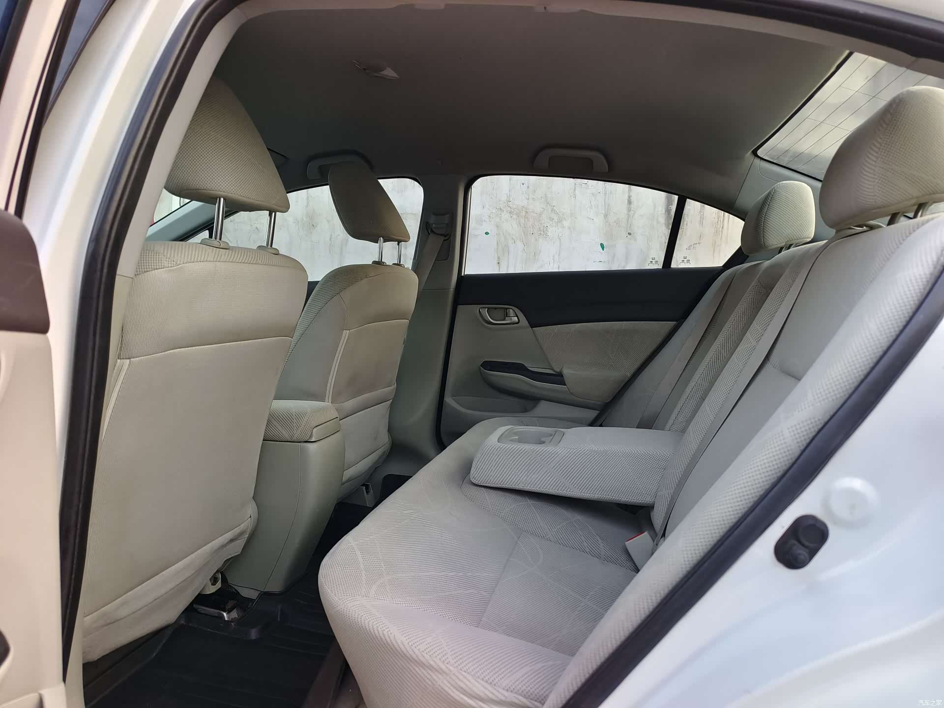 Honda Civic, 2012 10