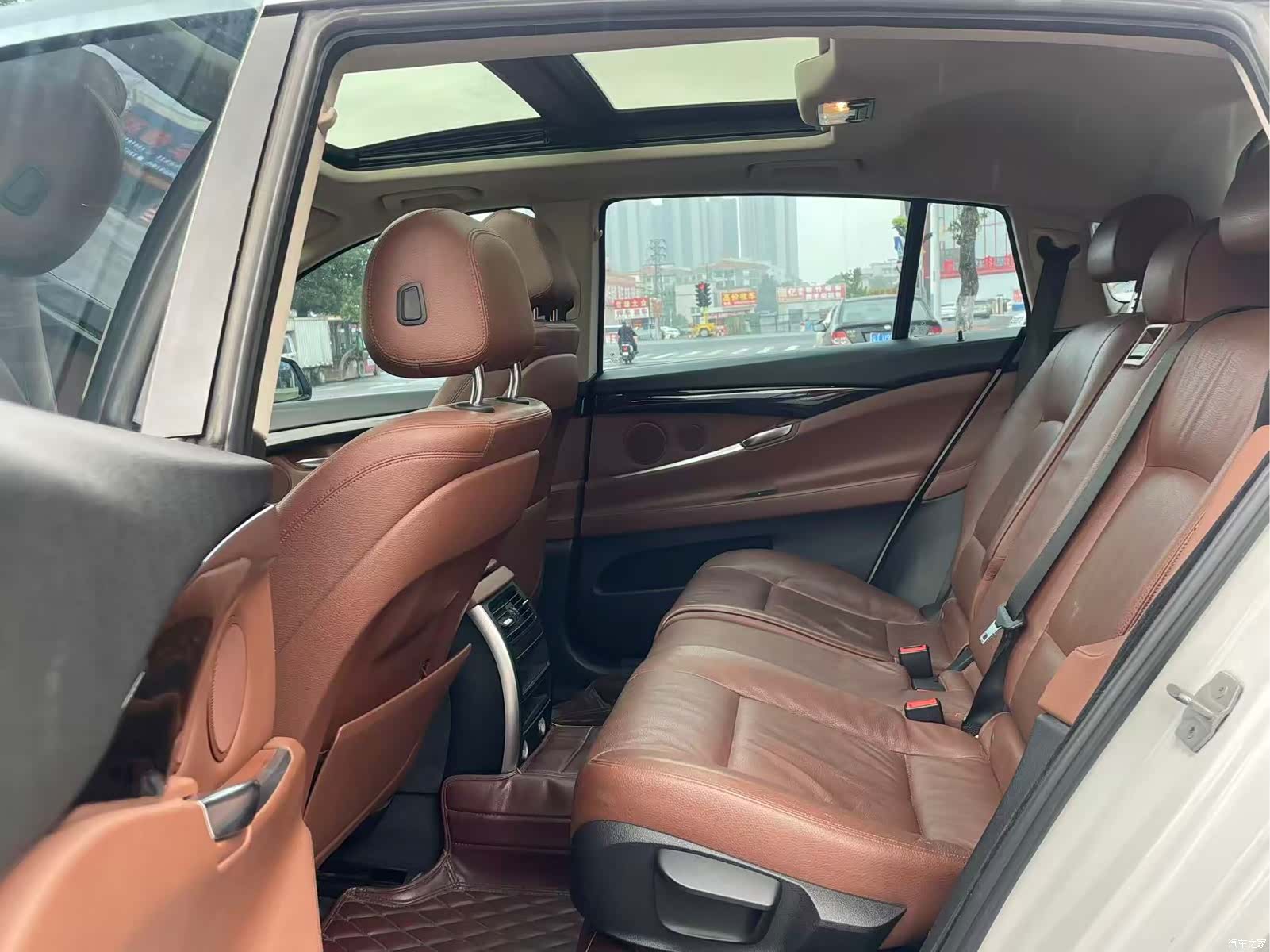 BMW 5 Series, 2016 все фото