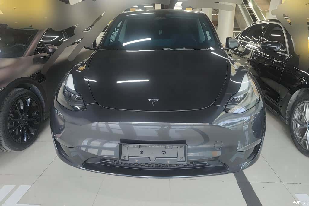 Tesla Model Y, 2024 2