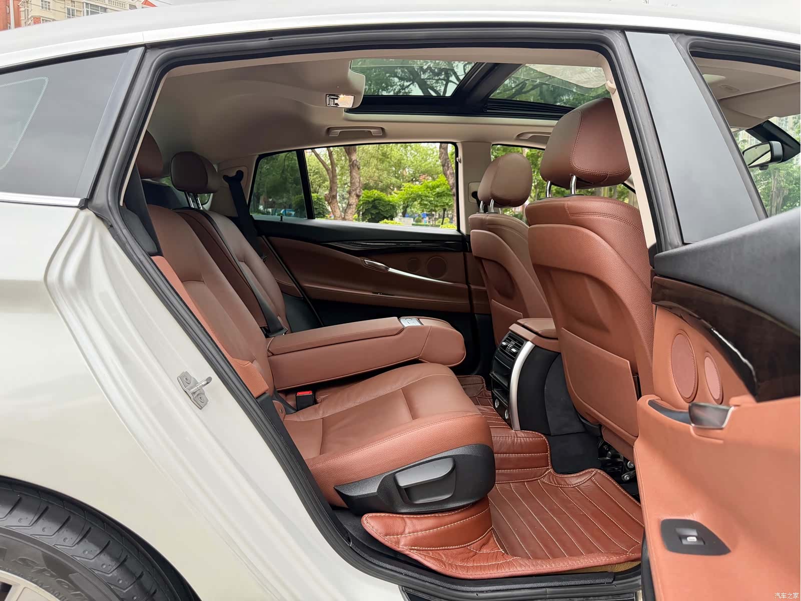 BMW 5 Series, 2016 18