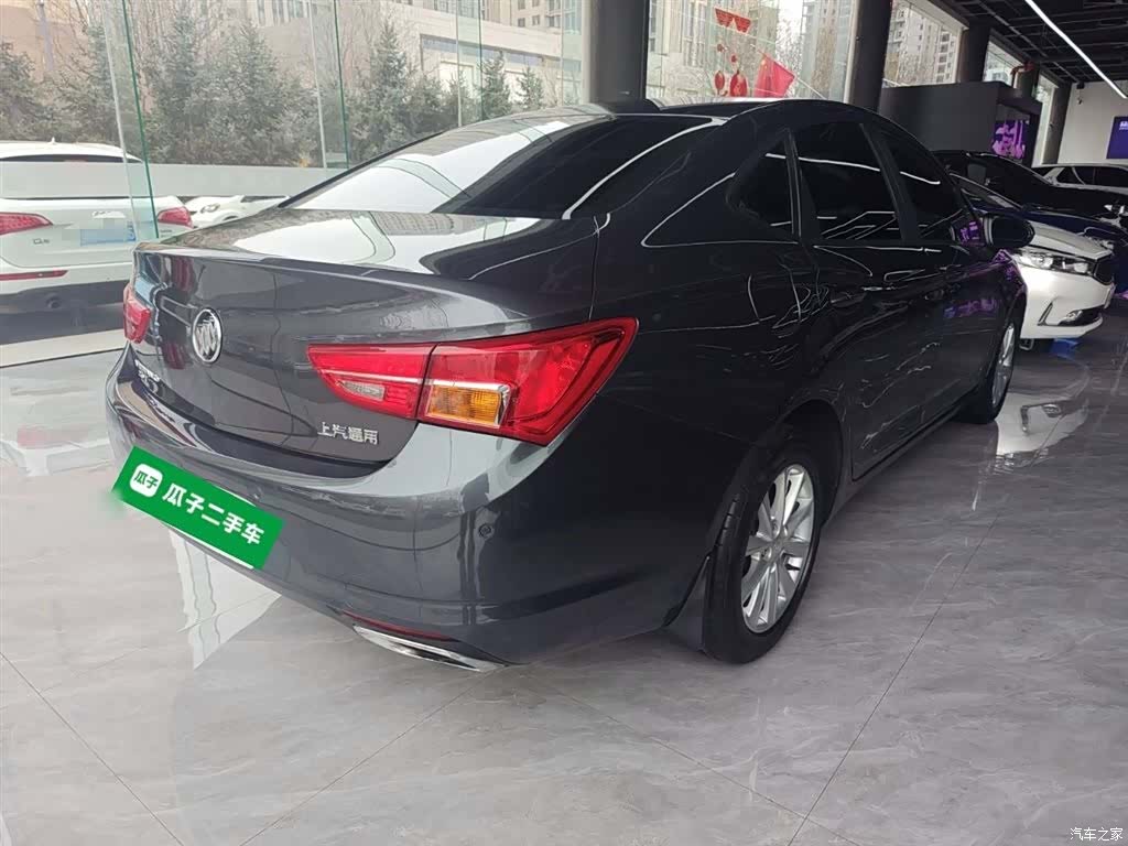 Buick Verano, 2017 7
