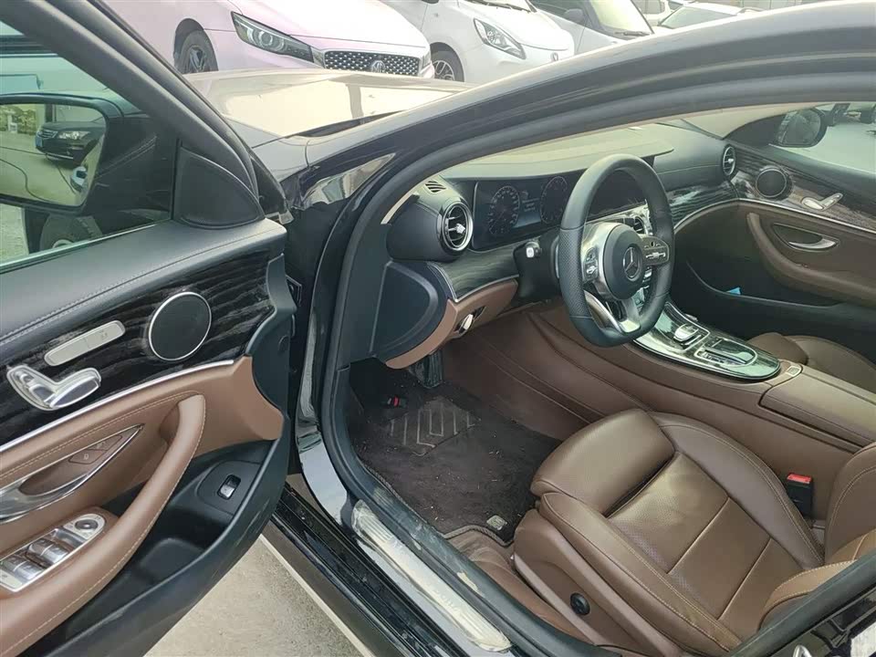 Mercedes-Benz E-class Mercedes-Benz E-class