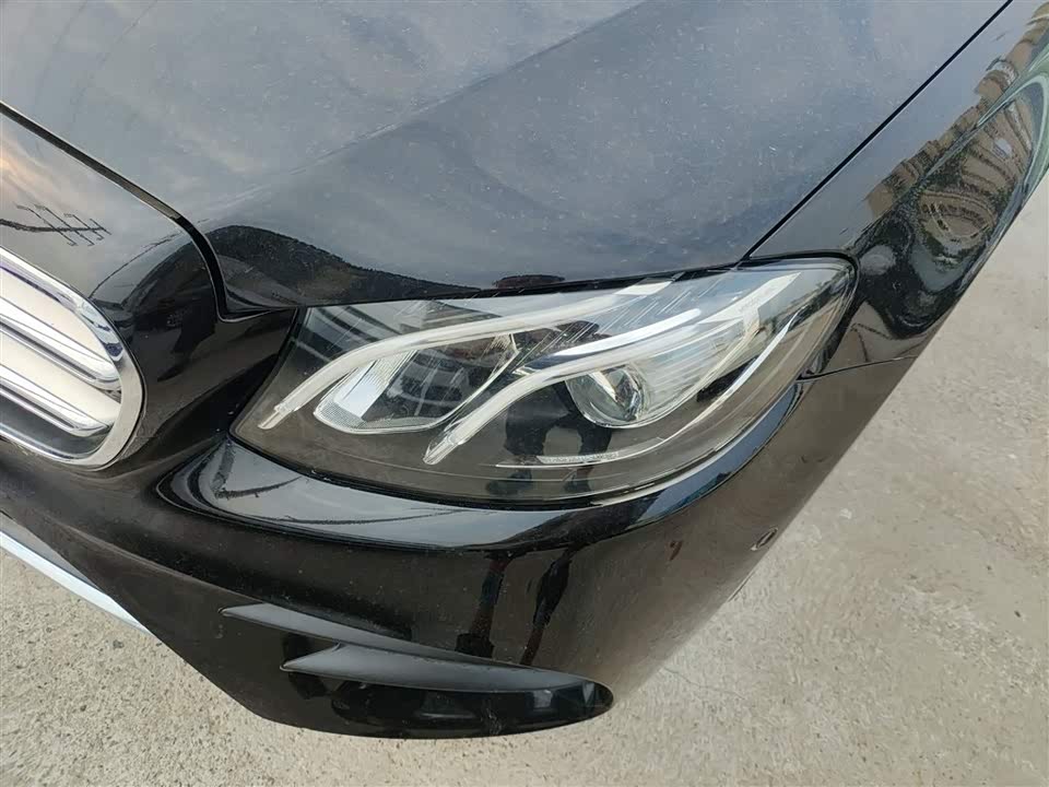 Mercedes-Benz E-class Mercedes-Benz E-class