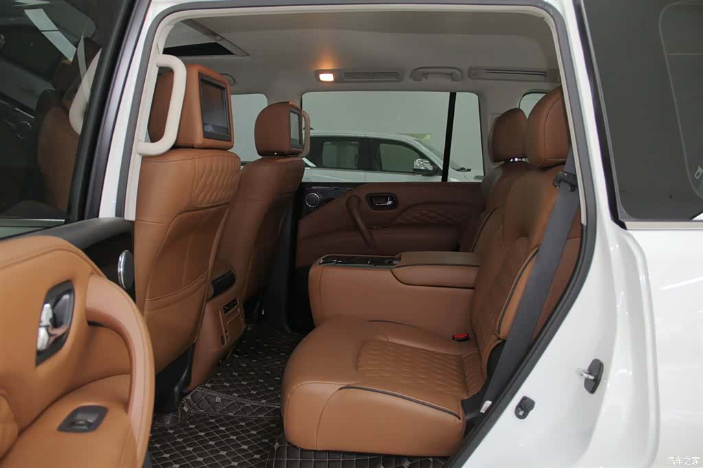 Infiniti QX80, 2020 8