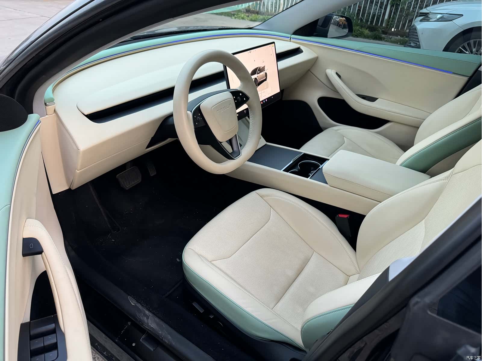 Tesla Model 3, 2024 3