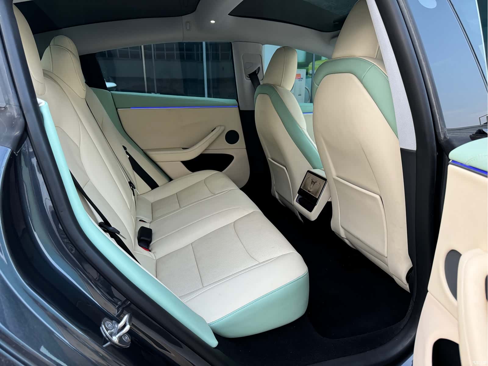 Tesla Model 3, 2024 6