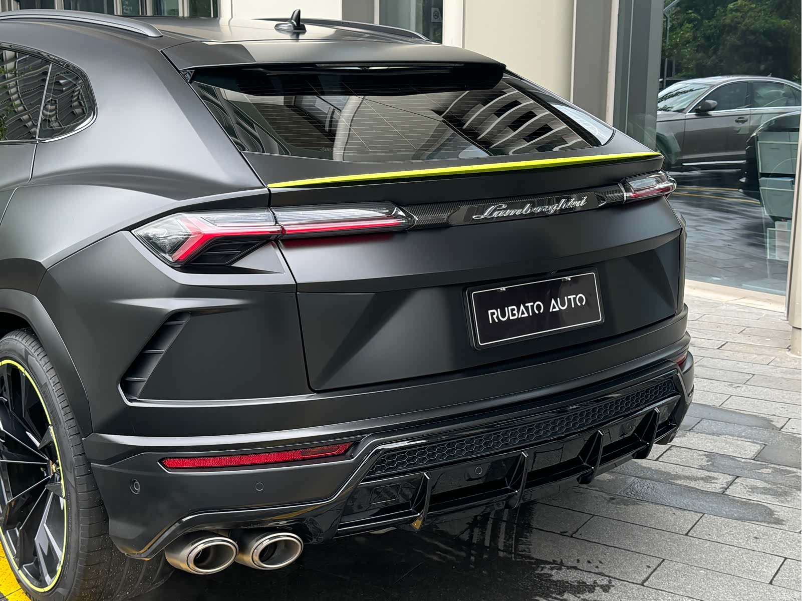 Lamborghini Urus, 2022 12