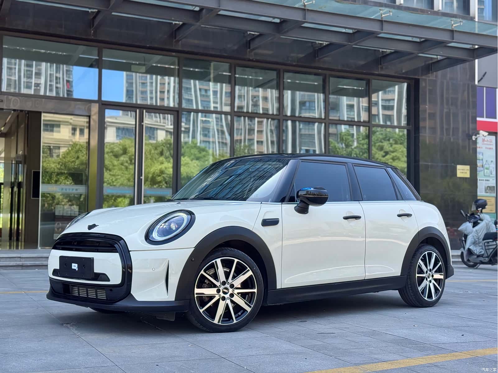 Mini Cooper, 2022 1